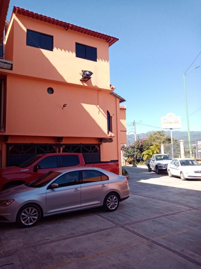 Hotel Real Plaza Ocosingo Dış mekan fotoğraf